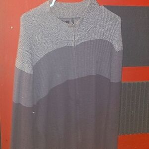 Sweater jacket with zipper